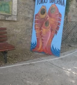 Sült Halak (Taverna Étterem)