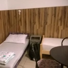 Szigethalmi Ifjúsági Tábor és Üdülő , Szigethalom - Szobák