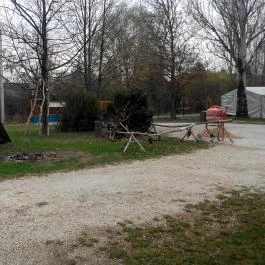 Szigethalmi Ifjúsági Tábor és Üdülő , Szigethalom - Medence/kert