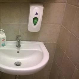 Oroszlános Borvendéglő Tállya - Mosdó