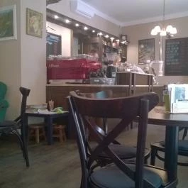 Tokaji Kávépörkölő Manufaktúra Tokaj - Belső