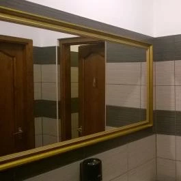 Végállomás Bistro & Wine, Miskolc - Mosdó