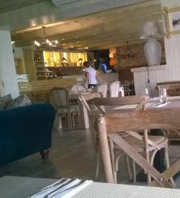 Velvet Bisztro & Restaurant