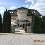 Wellness Hotel-M Hajdúszoboszló - Külső kép