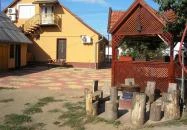 Kontra - Madarasi Lakás Abádszalók