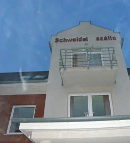 Schweidel Szálló