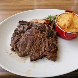 Vakvarjú Csónakház, Budapest - Étel/ital