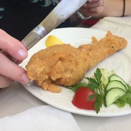 Barna Party Kisvendéglő, Verőce - Étel/ital