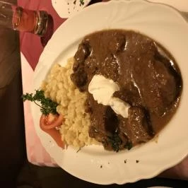 Tabáni Gösser Étterem, Budapest - Étel/ital