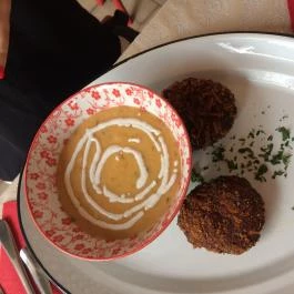 Zománc Bisztrócska, Vászoly - Étel/ital