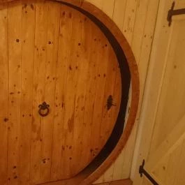 Istvándy Borműhely, Badacsonytomaj - Belső