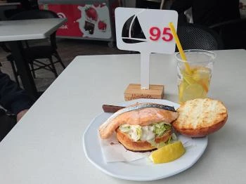 Marina Gyros & Hamburger Balatonföldvár Marina Gyros & Hamburger Balatonföldvár