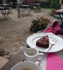 Tündérsziget - Nagyi Sütödéje