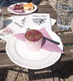 Tündérsziget - Nagyi Sütödéje