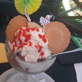 Nádas Étterem, Agárd - Étel/ital