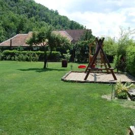 Bodza Vendégház Demjén - Medence/kert