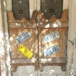 Henryx Western City, Császár - Egyéb