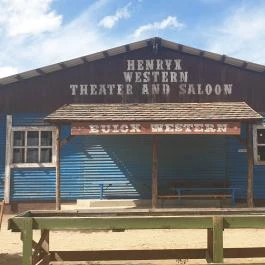 Henryx Western City, Császár - Egyéb