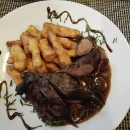 Mezzo Music Restaurant Budapest - Étel/ital