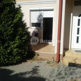 Holiday Apartman, Hajdúszoboszló - Külső kép