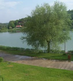 Tó Wellness Hotel Étterme