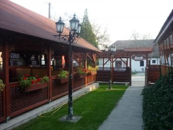 Fogadó a hat testvérhez Dömsöd