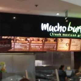 Mucho Burrito - WestEnd City Center Budapest - Külső kép