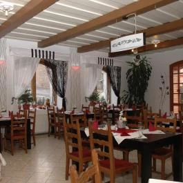 Pannonhalma Étterem Pannonhalma - Belső