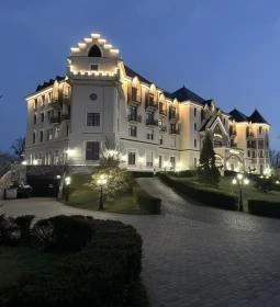 Borostyán Med Hotel