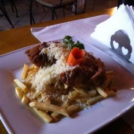 Pesaro Pizzéria, Érd - Étel/ital