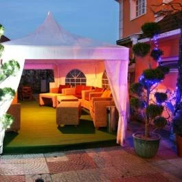 Bástya Wellness Hotel Nyírbátor - Medence/kert