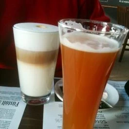 Jónás Kézműves Sörház - Bálna Budapest - Étel/ital