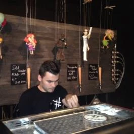 Marionett, Budapest - Belső