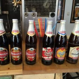 Neked Csak Dezső, Budapest - Belső