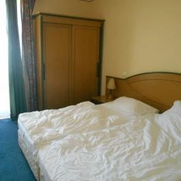 Erzsébet Szálloda Balatonőszöd, Balatonőszöd - Szobák