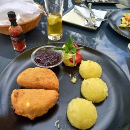 Barna Party Kisvendéglő, Verőce - Étel/ital