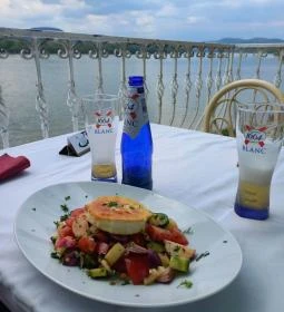 Fehér Hattyú Restaurant