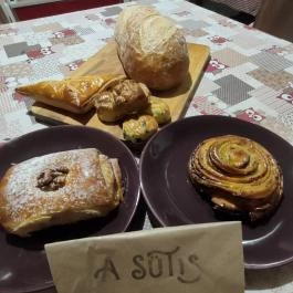 A Sütis Budapest - Étel/ital