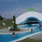 Hotel Aquarell Cegléd - Medence/kert