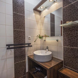 Besenyei Apartman Sárvár - Fürdőszoba