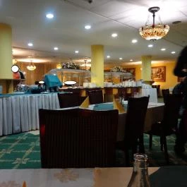 Hotel Bellevue, Esztergom - Vendéglátás