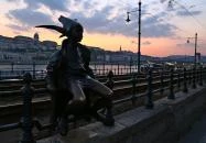 Kiskirálylány szobor Budapest