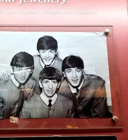 Egri Road Beatles Múzeum