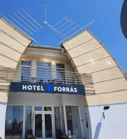 Forrás Hotel 