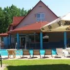 Villa Apartman Egerszalók - Medence/kert