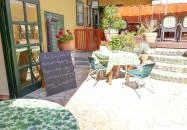 Padlizsán Étterem Esztergom