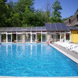 Nyerges Hotel Termál, Monor - Medence/kert