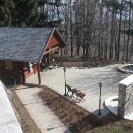 Grandhotel Galya, Galyatető - Medence/kert