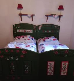 Múltidéző Porta - népi műemlék házak az Őrségben