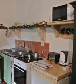 Múltidéző Porta - népi műemlék házak az Őrségben